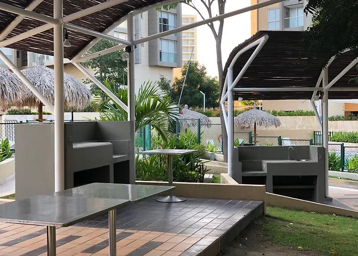 Acogedor Con Vista Al Mar En Condominio Zazue A 300 Metros De La Playa Bellohorizonte Santa Marta